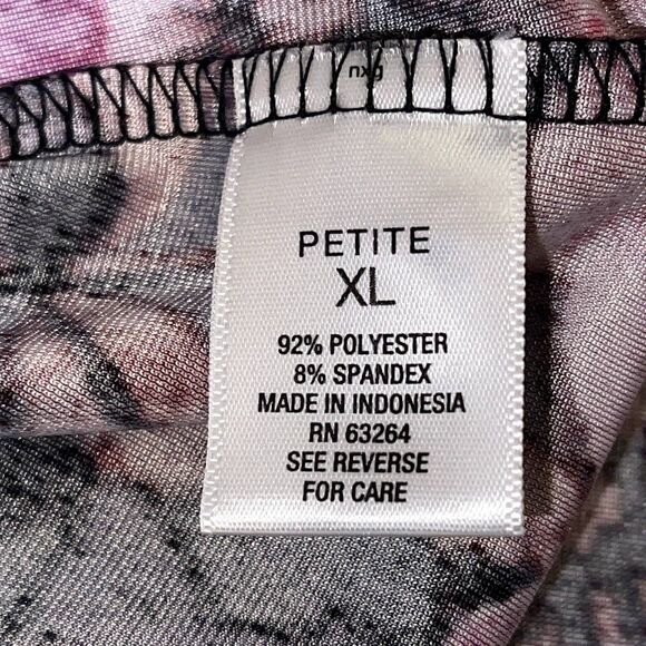 Roz & Ali | Petite Black and Purple Floral Velvet Top | PXL - Picture 5 of 6